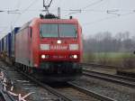 Diese 185 164-1 zieht einen G�terzug aus Maschen durch Ashausen